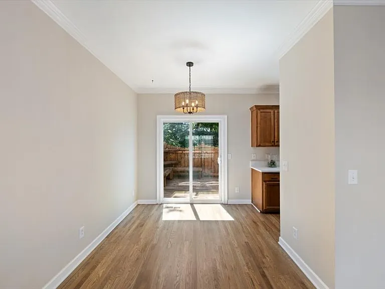 2271 Dewey Dr #J2 — Photo 15