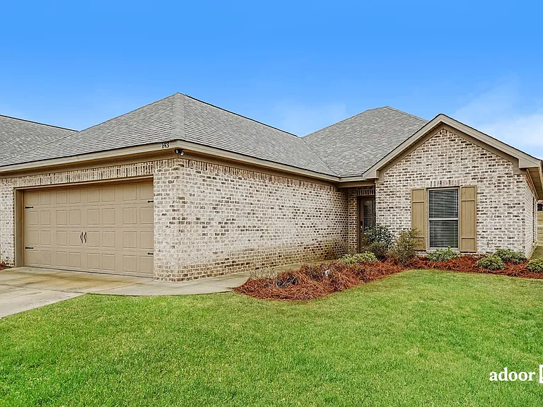 143 Shelby Mae Cir — Photo 2