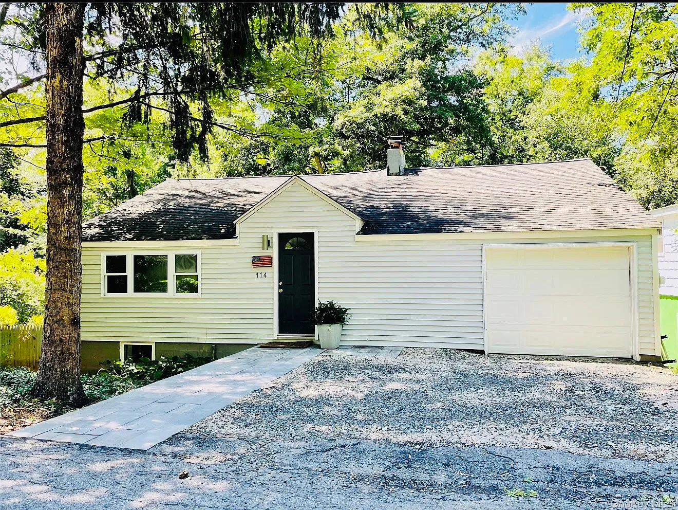1 bed, $3,700 — Photo 2