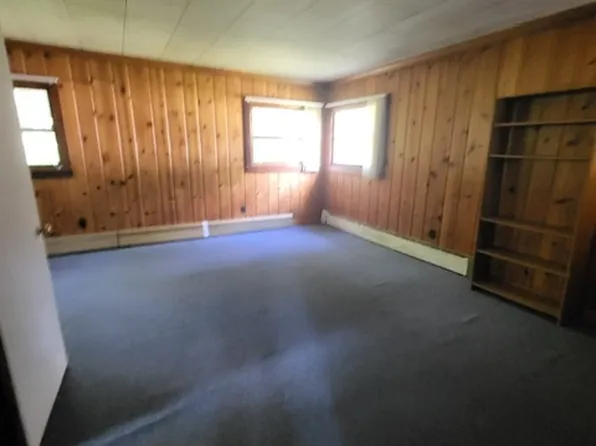 9938 E Us Highway 40 #B, Terre Haute, IN 47803