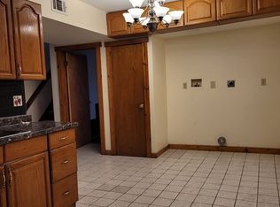 10 Howe St FLOOR 2, Dorchester, MA 02125