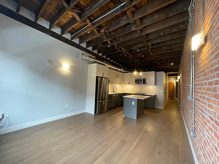 119-137 Hotel St #406 — Photo 16