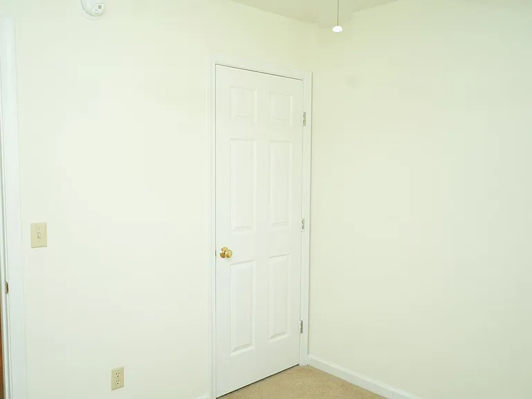 111 Darien Ter — Photo 21
