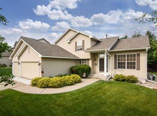 14833 Hillside Trl, Savage, MN 55378