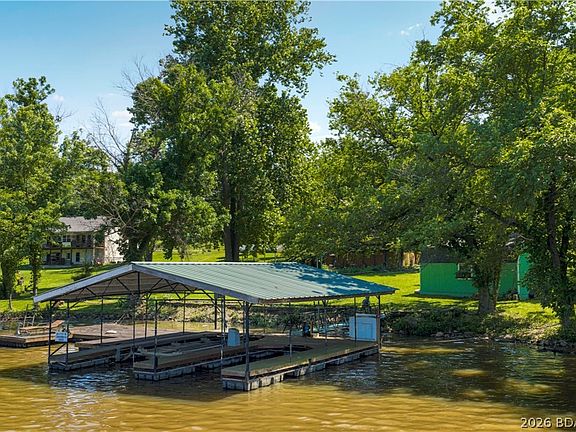 4th image of 73 Whisperwood Dr
