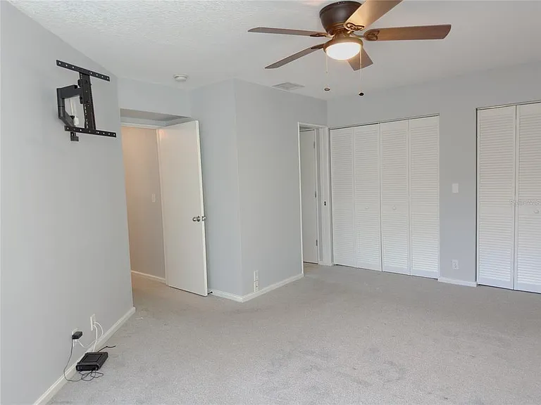 824 Padua Ln — Photo 13