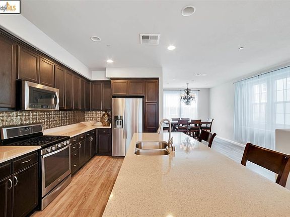 2nd image of 1705 Maritime Way
