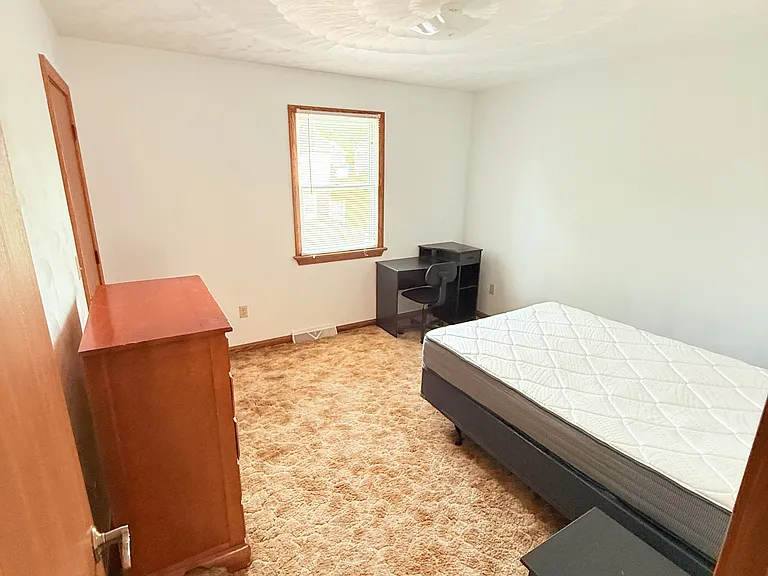 4506 Greengarden Blvd #1 — Photo 2