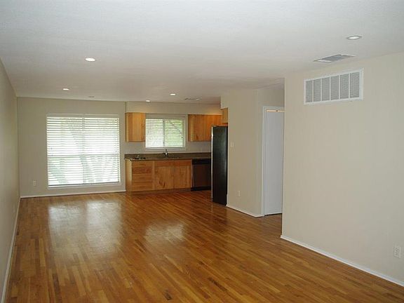 3rd image of 4616 W Lovers Ln APT 228