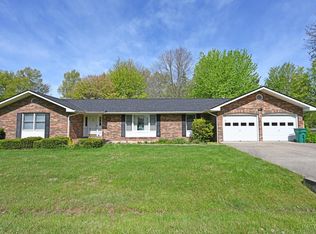 105 Hammerstone Way, Mount Orab, OH 45154
