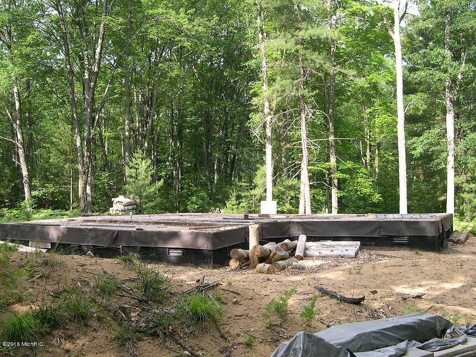 2nd image of 11995 N Mac Rd