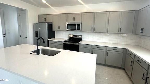5th image of 5573 S 253RD Avenue