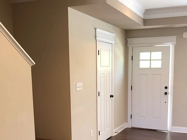 215 Capstone Dr — Photo 7
