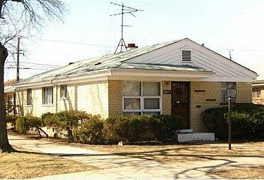 2nd image of 9356 S Emerald Ave