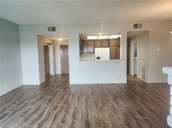 8180 Manitoba St APT 240, Playa Del Rey, CA 90293