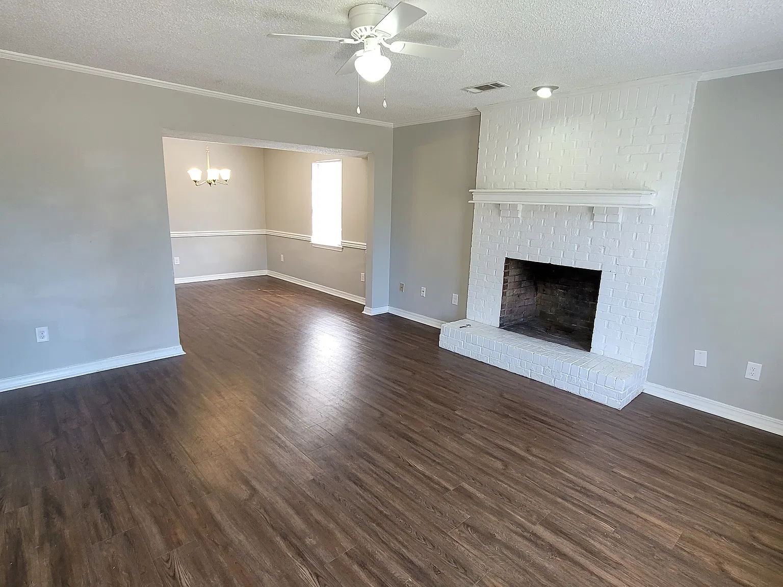 2 bed, 1.5 bath, 1250 sqft, $1,450 — Photo 1