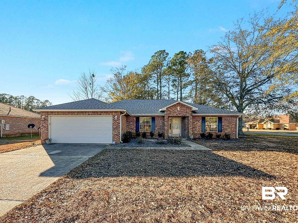 1st image of 1 Bay Cir