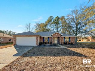1 Bay Cir, Foley, AL 36535