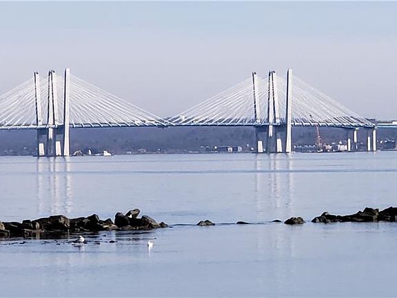 5th image of 409 Harbor Cv #409