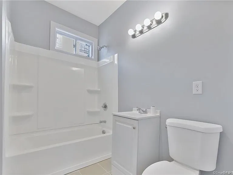 214 Westland St — Photo 5