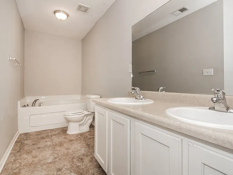 10027 Branley Oak Dr — Photo 11