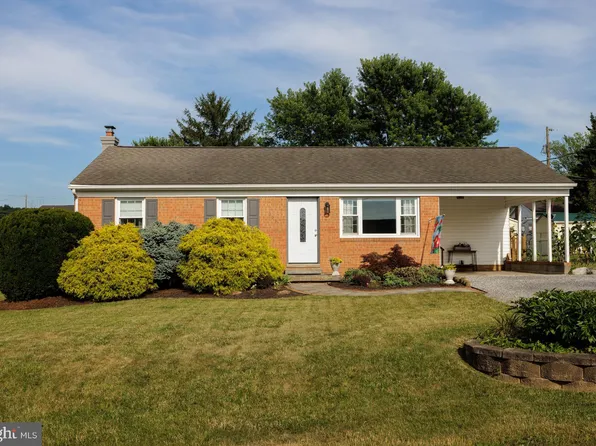 393 East Ave, Broadway, VA 22815