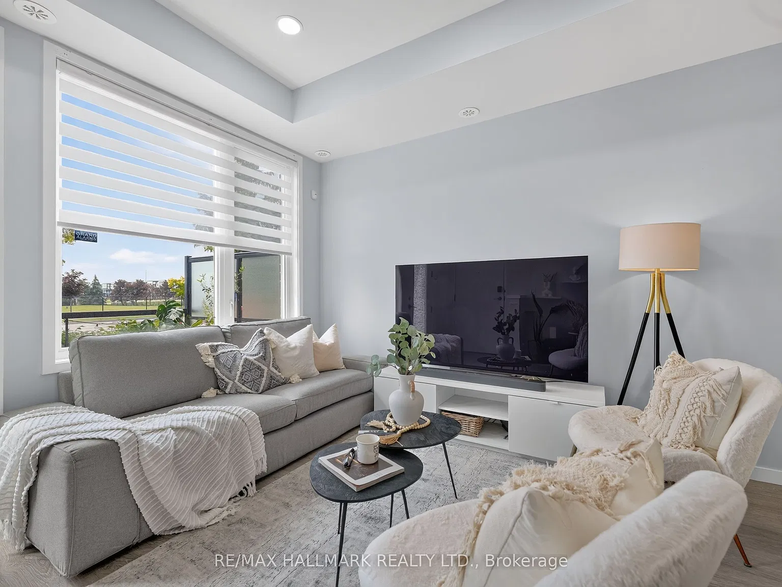 2 bed, $2,600 — Photo 4