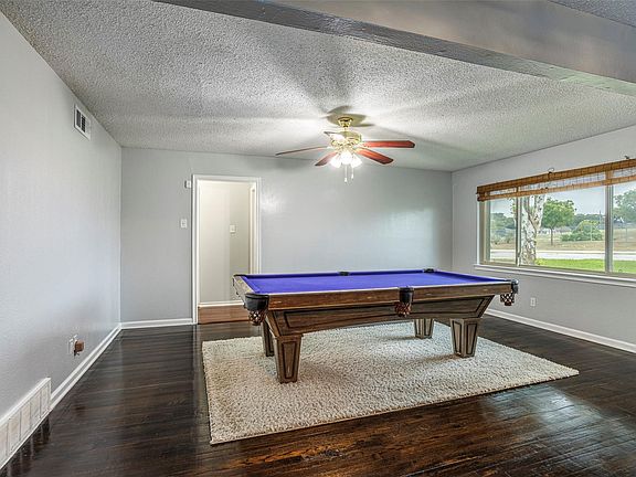 Pool Table for your enjoyment