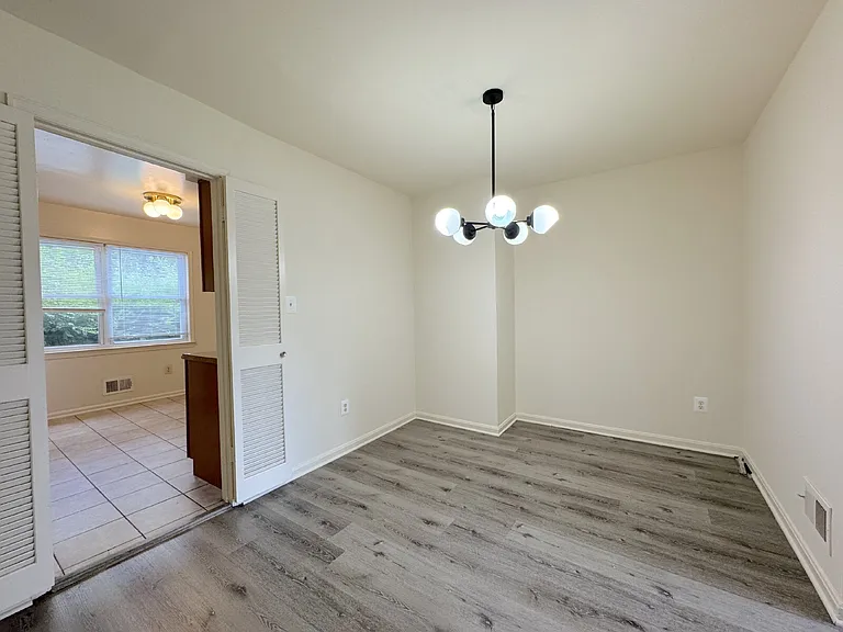4104 Sideburn Rd — Photo 9