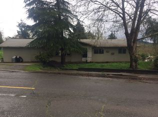 1107 NE Douglas Ave, Myrtle Creek, OR 97457
