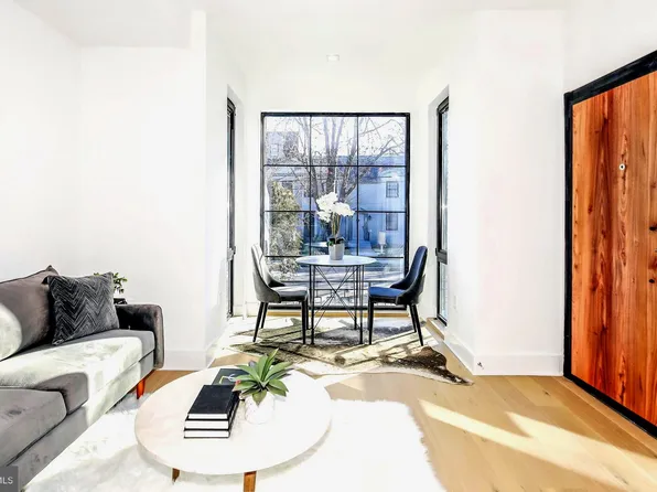3921 W St NW APT 4, Washington, DC 20007