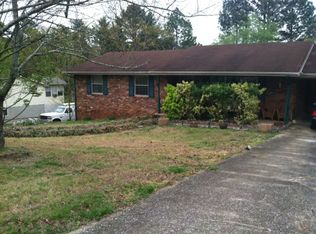 1312 Koblan Dr, Hixson, TN 37343