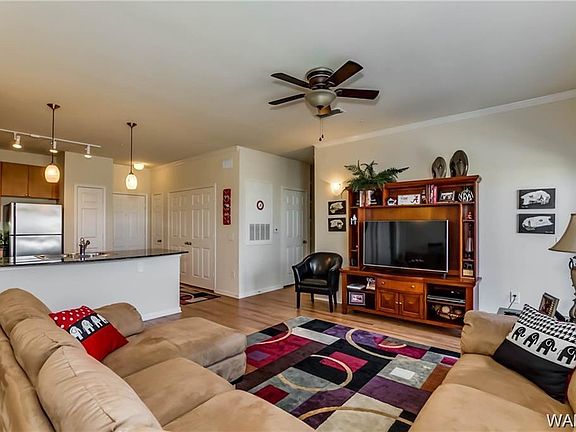 3rd image of 1901 5th Ave E Unit 3226