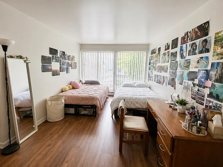 Varsity Management - 515 Walnut — Photo 41