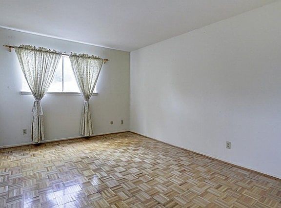 5th image of 13196 Trail Hollow Dr #3196
