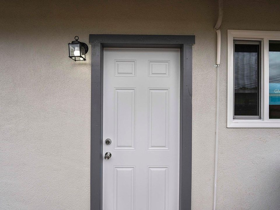 1st image of 744 1/2 W Holguin St