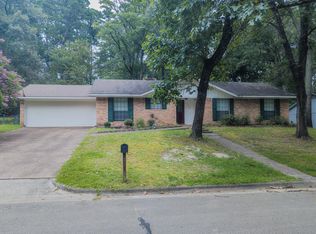 3906 Red Oak Dr, Nacogdoches, TX 75965