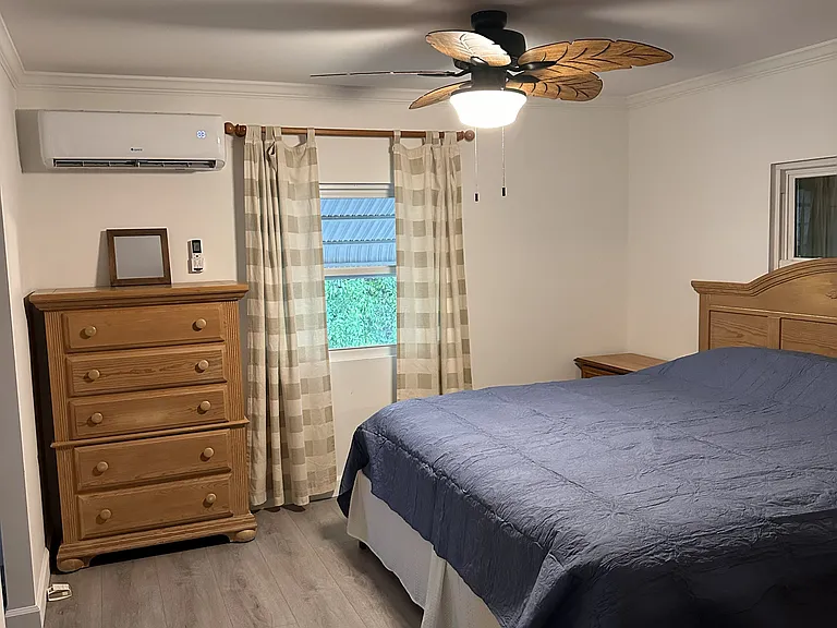 Master Bedroom - King Bed