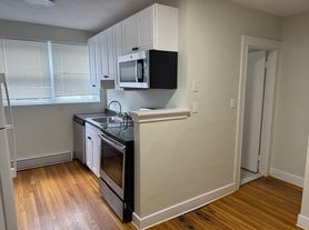 402A Highland Ave