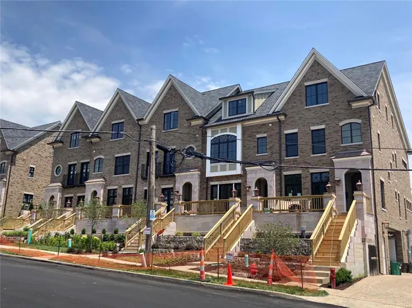 116 Gay Ave, Clayton, MO 63105