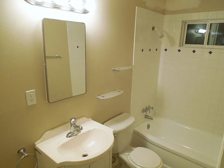 3967 Fremont Ave N #3 — Photo 6