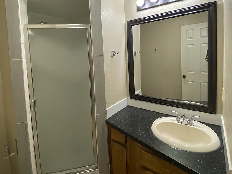 5520 Lewis Ct E — Photo 18