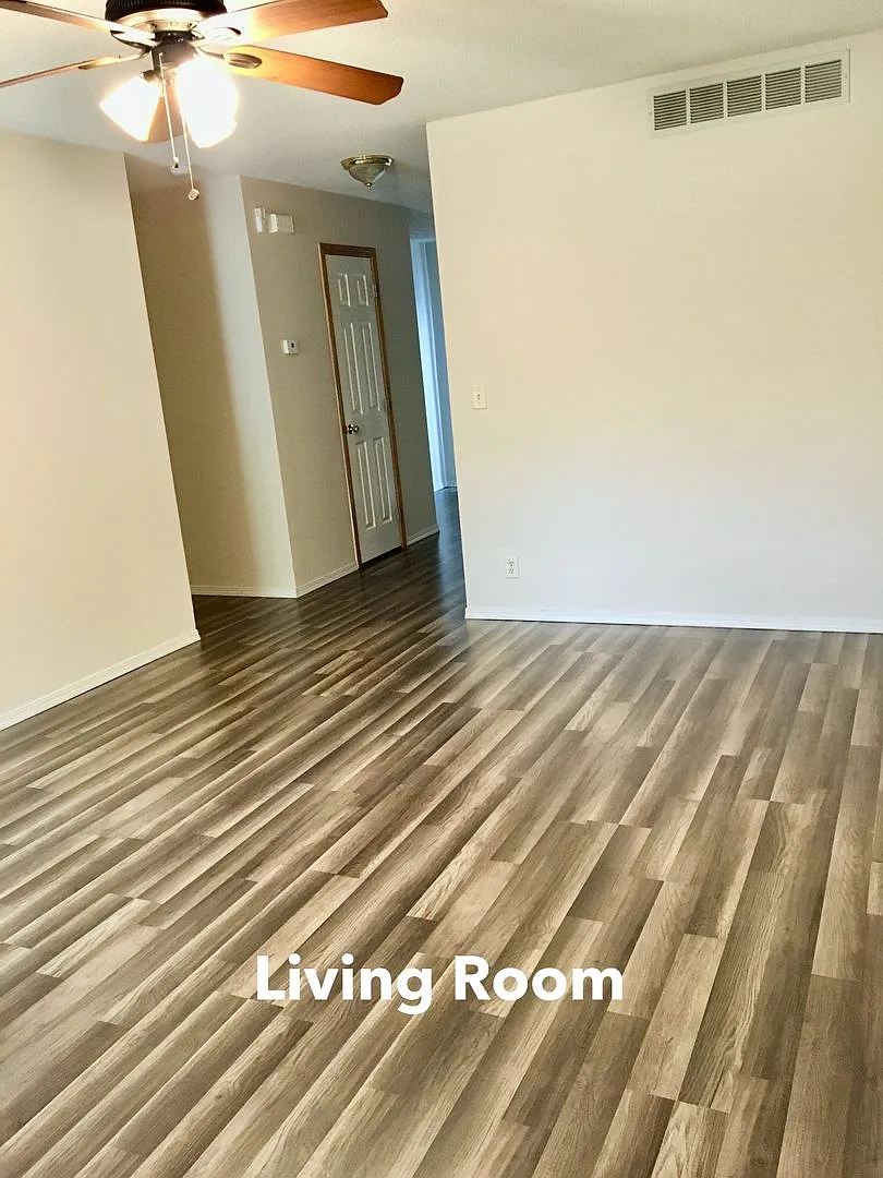1260 W. Vilm St. — Photo 3