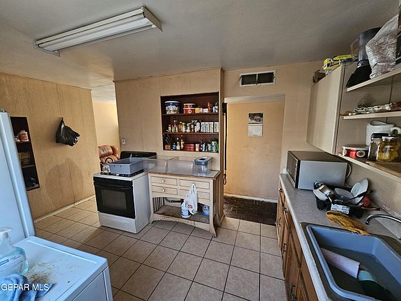 4th image of 6231 Taos Dr