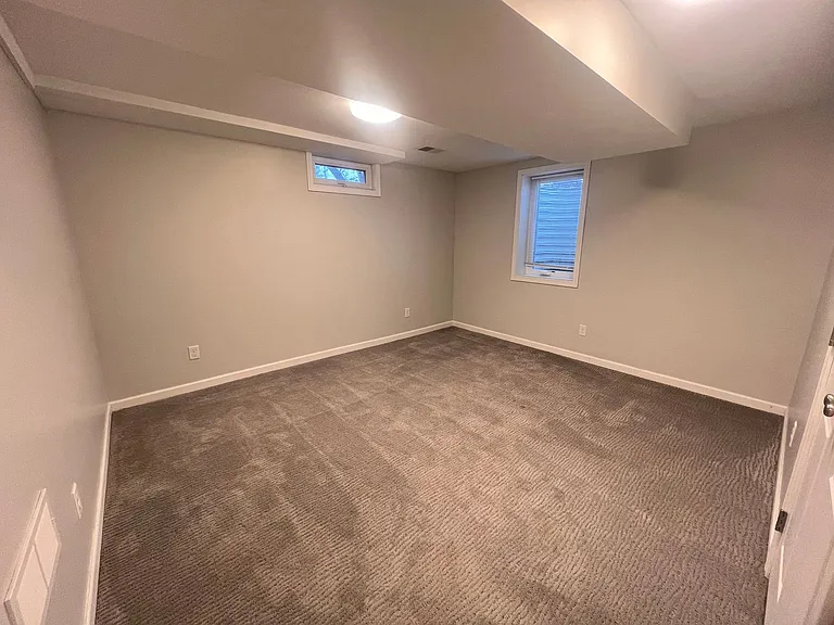 964 Rosewood St — Photo 22