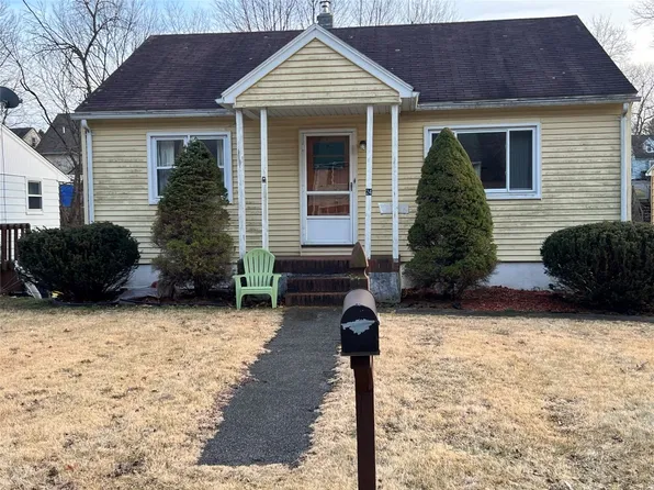 24 Clark Ave, Binghamton, NY 13901