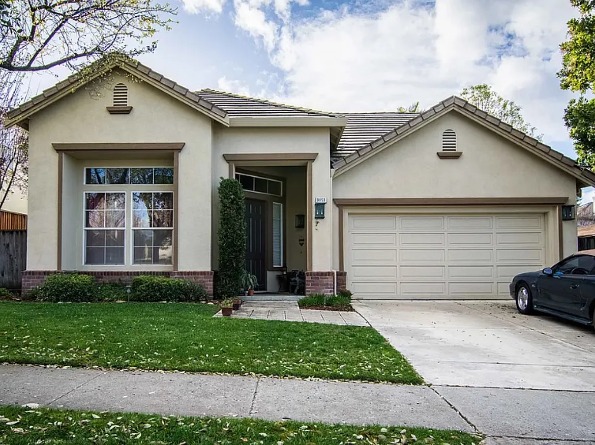 9053 Rancho Hills Dr photo 1