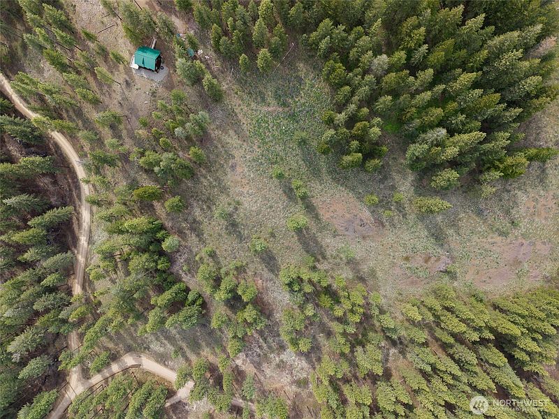 5th image of 9 Whitebark Lane