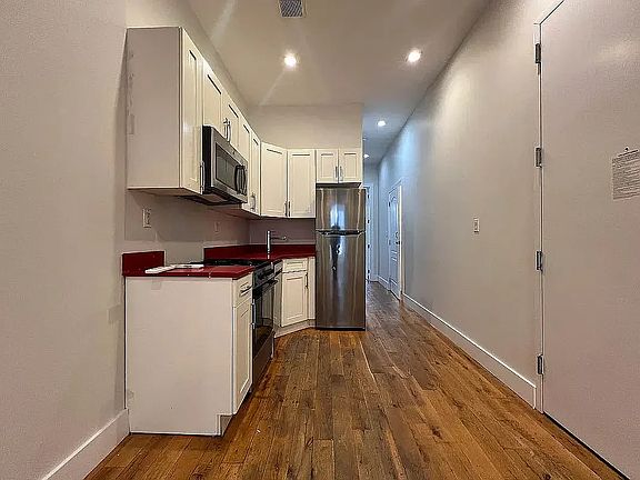 5th image of 187 Suydam St #2L