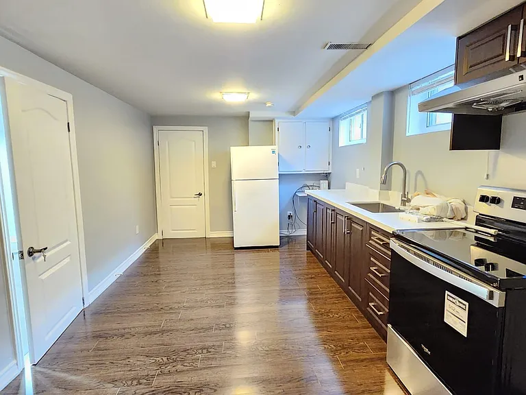 6 W Deane Park Dr #BASEMENT — Photo 5